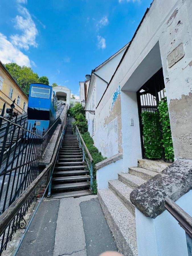 Downtown Secret Apartment Zagabria Esterno foto