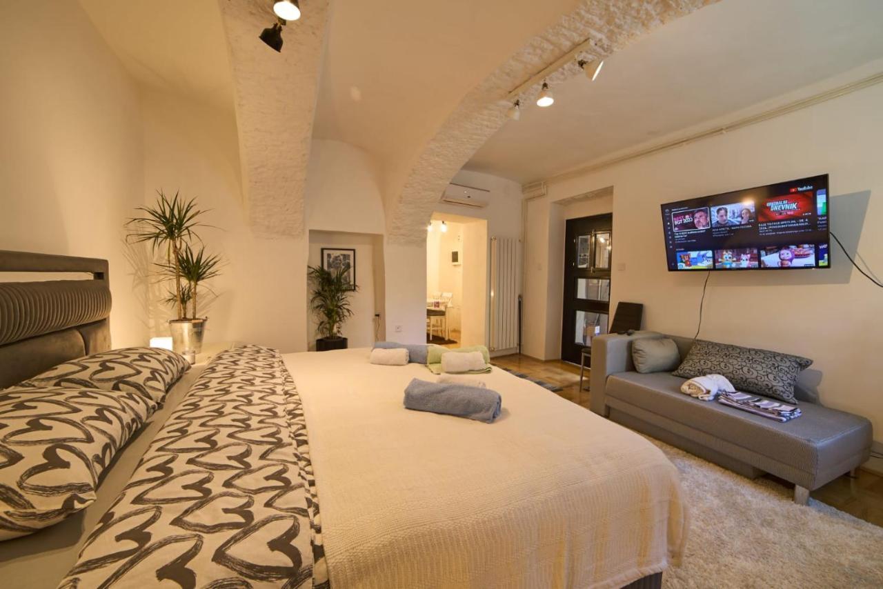 Downtown Secret Apartment Zagabria Esterno foto